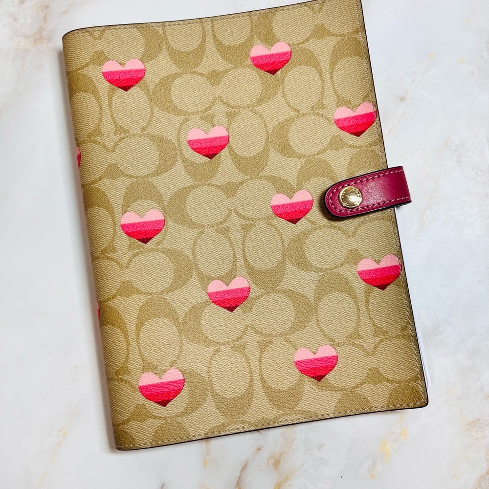 NEW COACH Notebook In Signature Canvas With Stripe Heart Print